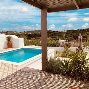 Casa Na Colina : The And The Long House São Brás de Alportel
